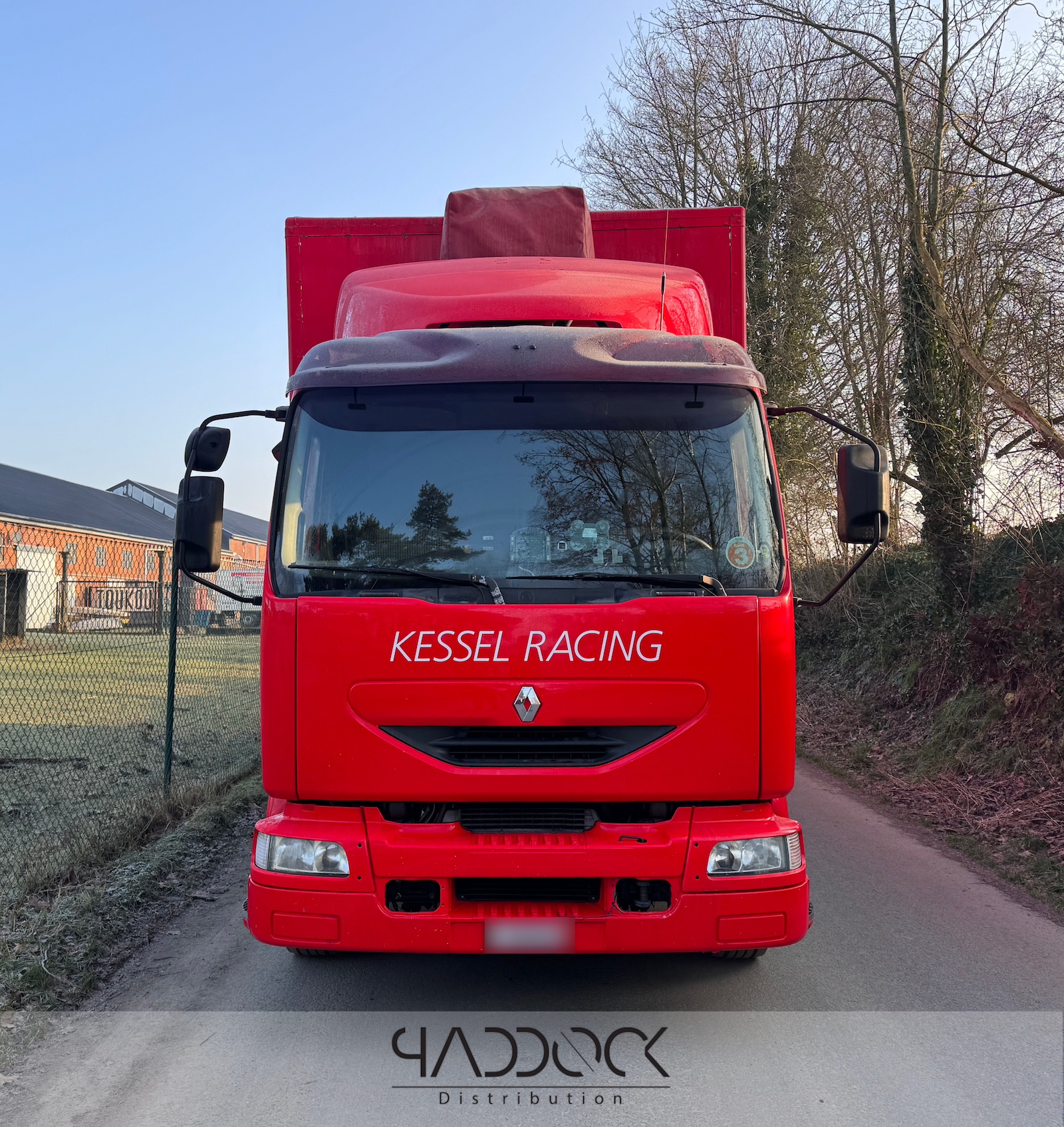 RENAULT MIDLUM KITCHEN TRUCK (EX KESSEL RACING) - Paddock Distribution